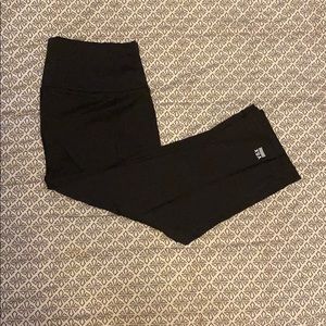Victoria Secret Sport Black Capri Leggings